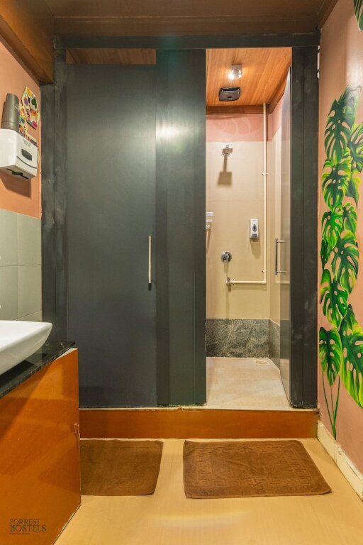 Мумбаи: Forrest Hostels