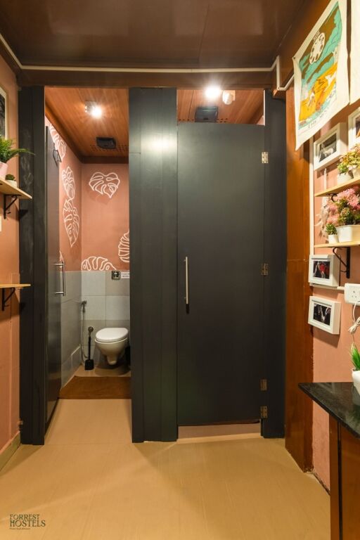 Мумбаи: Forrest Hostels
