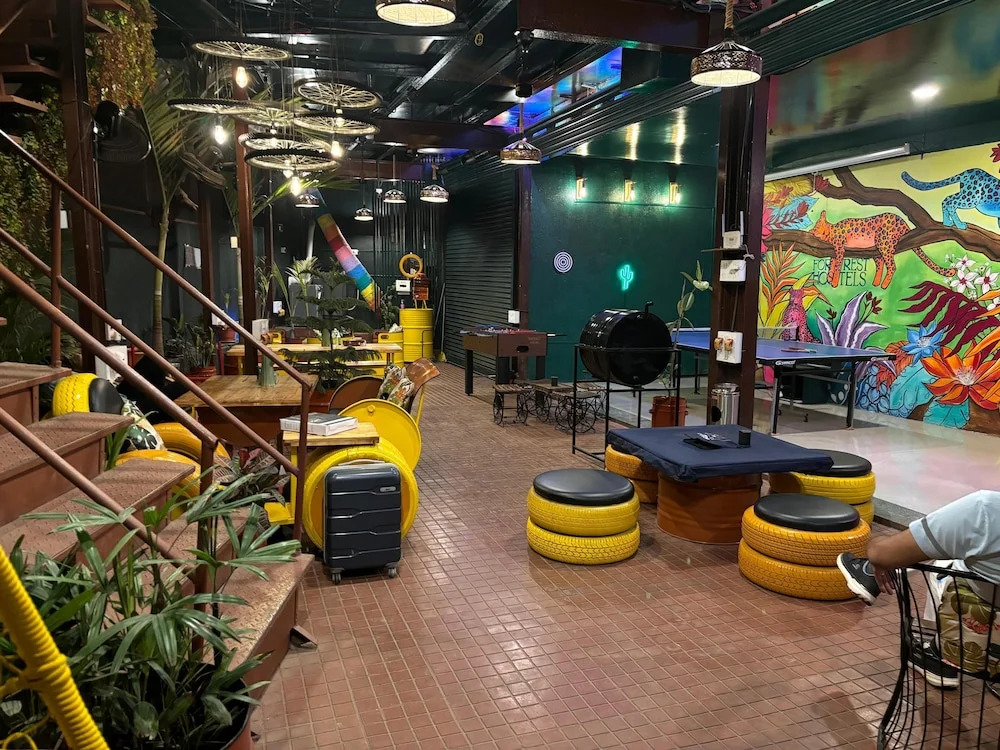 Мумбаи: Forrest Hostels