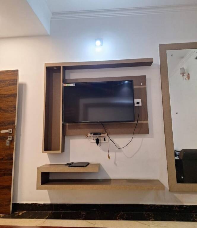 Dimapur: Mayur Hotel