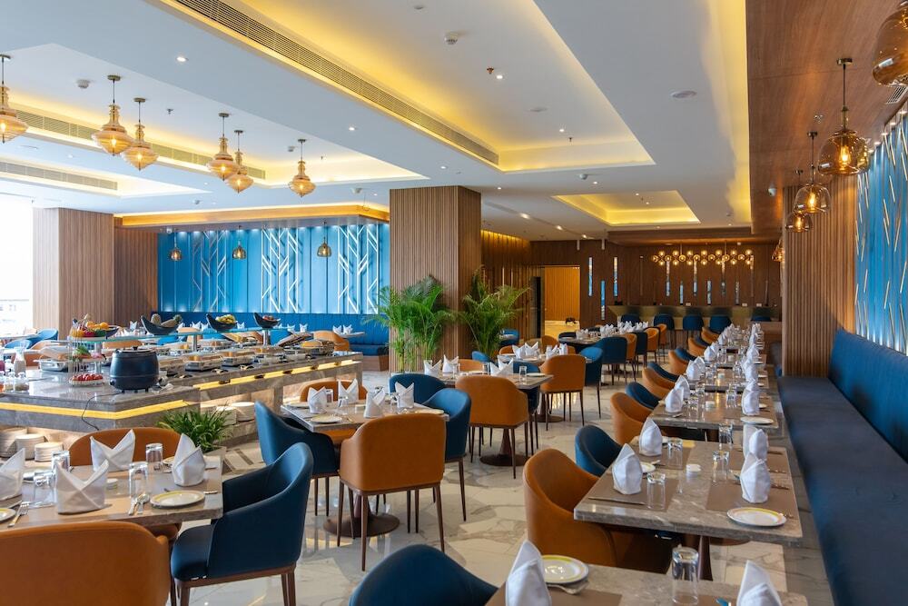 Лакхнау: Hometel Alambagh Lucknow
