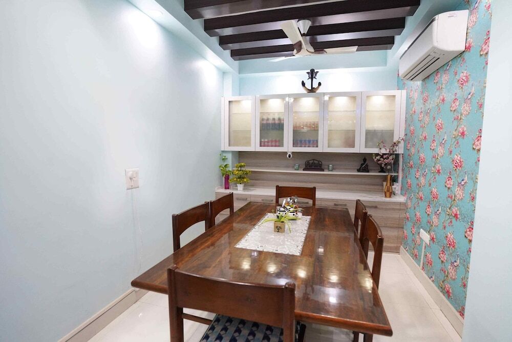 Большая Нойда: Mansavi Villa HomeStay