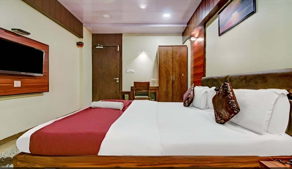 Вапи: Hotel Shree Daan