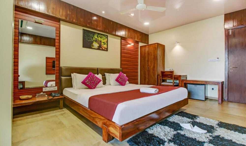 Вапи: Hotel Shree Daan