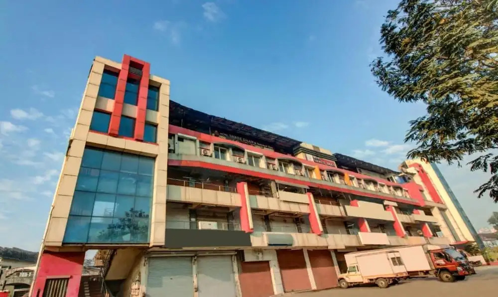 Вапи: Hotel Shree Daan