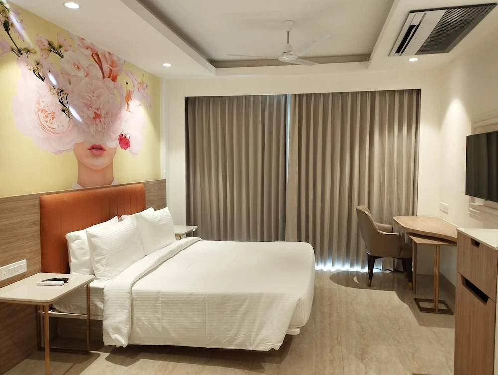 Гуруграм: Alivaa Hotel Gurugram Sohna Road City Center