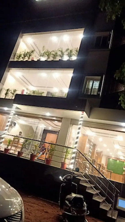Бхубанешвар: Hotel Elysian Premium