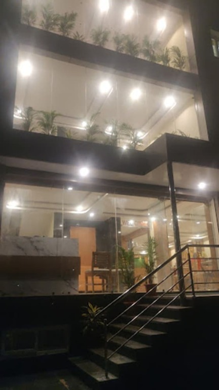 Бхубанешвар: Hotel Elysian Premium