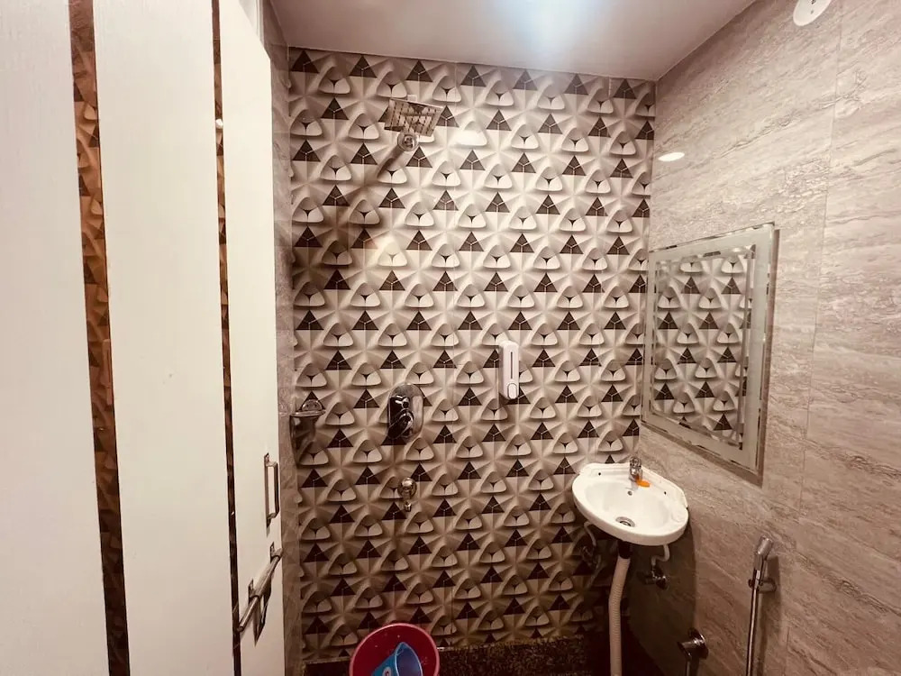 Нью-Дели: Hotel Metro View Adarsh Nagar Metro