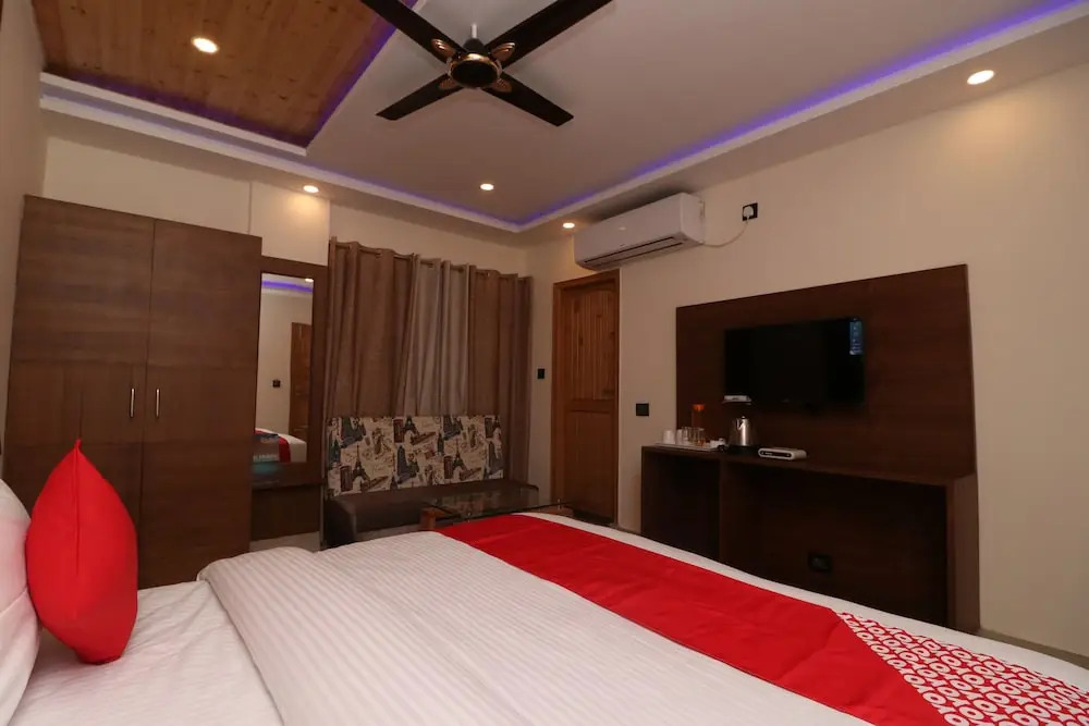 Дехрадун: Hotel Elite Stay
