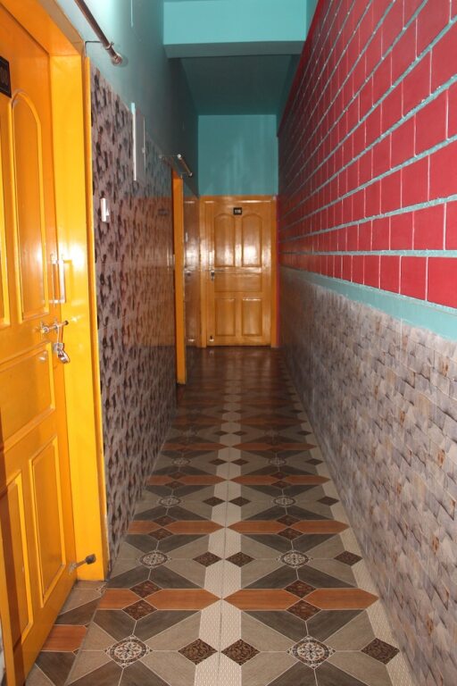 Гувахати: Akashi Villa Inn
