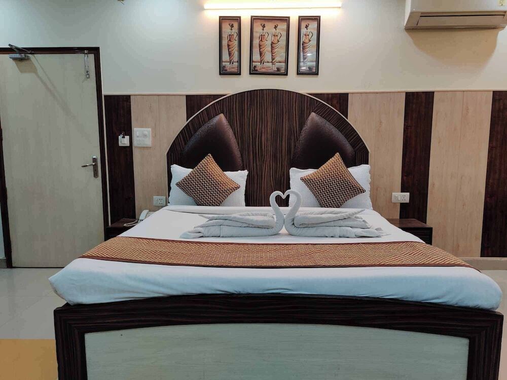 Джвалапур: Hotel Holy Basil