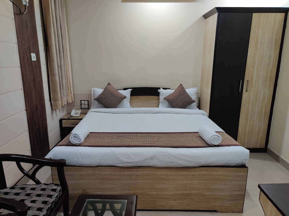 Джвалапур: Hotel Holy Basil
