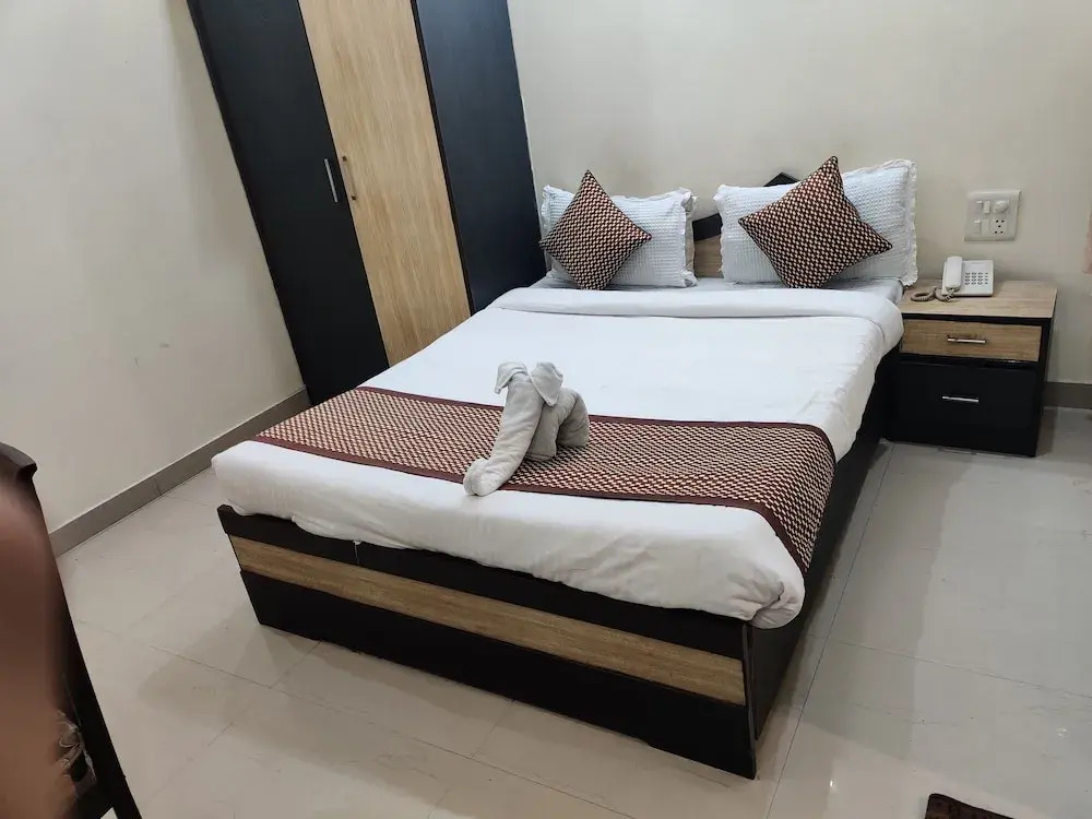 Джвалапур: Hotel Holy Basil