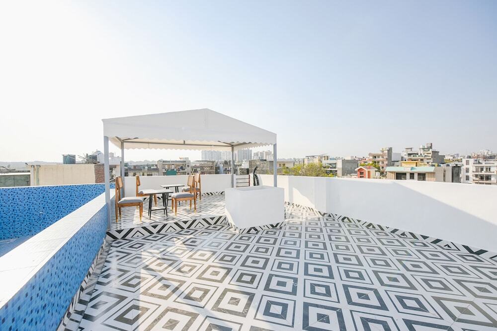 Фаридабад: Fabhotel The Premium Villa