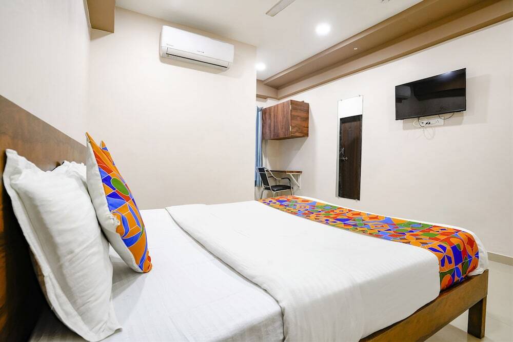 Сурат: Fabhotel Royal Paradise