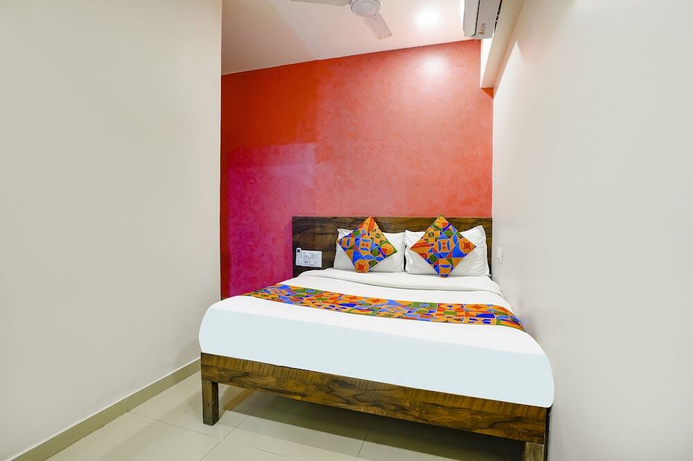 Сурат: Fabhotel Royal Paradise
