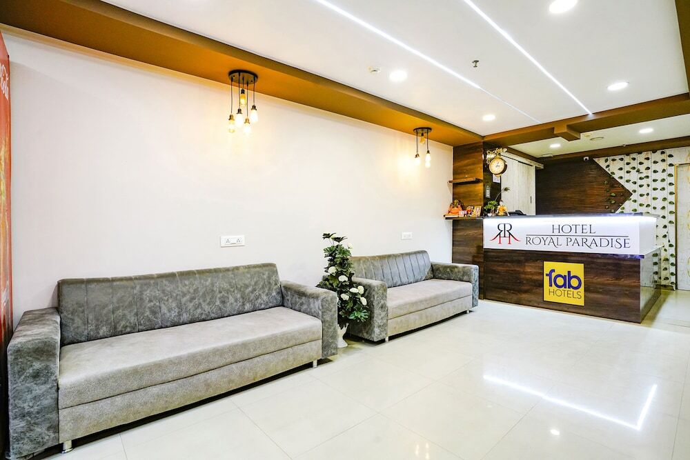 Сурат: Fabhotel Royal Paradise