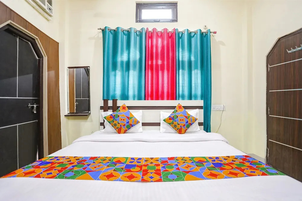 Айодхья: Fabexpress Maa Vaishno Palace