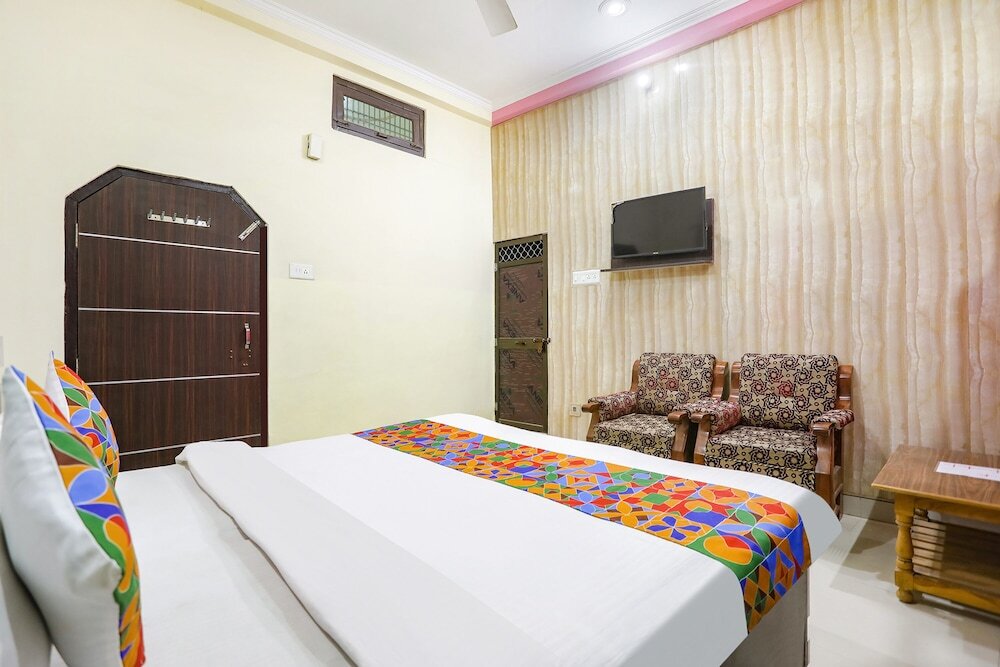 Айодхья: Fabexpress Maa Vaishno Palace