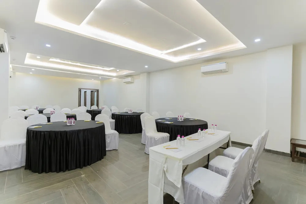 Удаипур: Fabhotel Prime Ramana