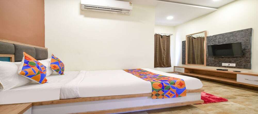 Индаур: Fabhotel Ss Blue