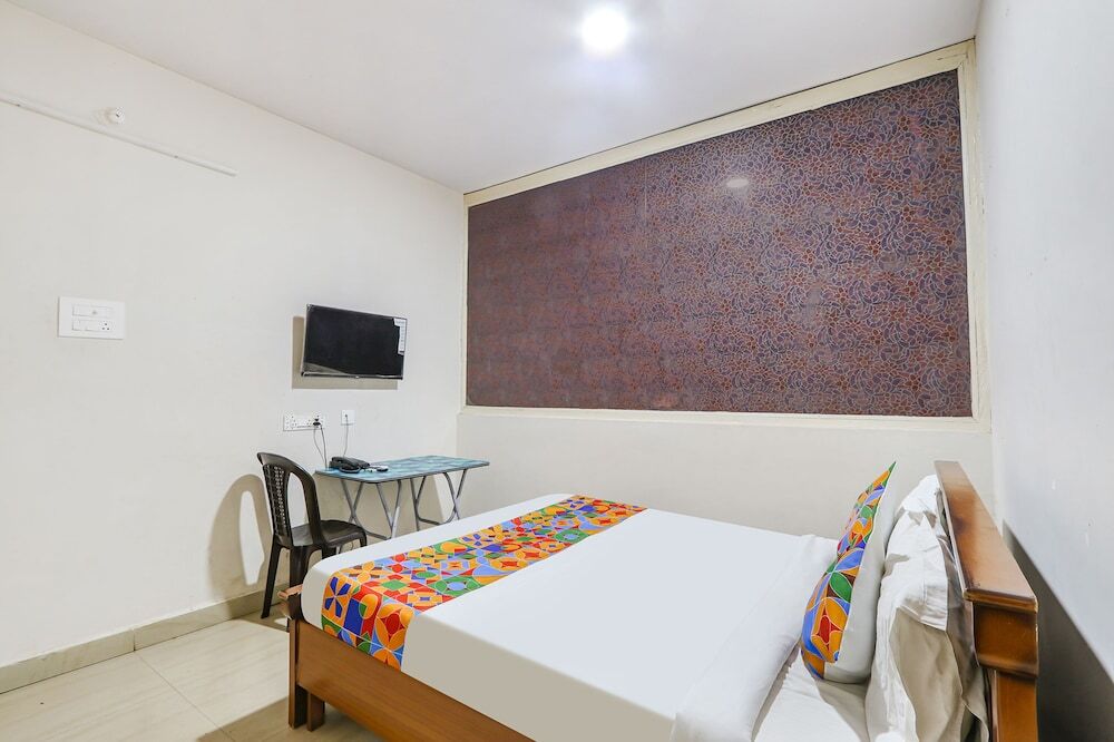 Висакхапатнам: FabExpress Korner Inn - Sivaji Park