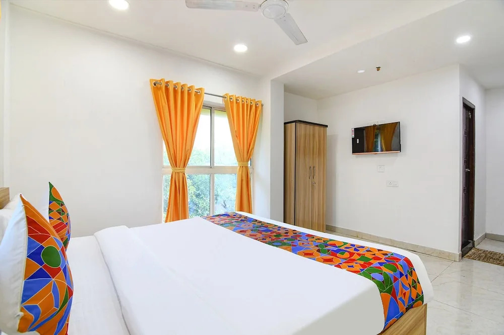 Колката: Fabhotel Grand Hazra Inn