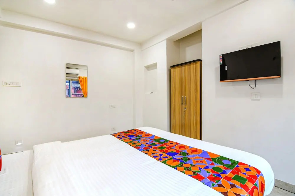 Колката: Fabhotel Grand Hazra Inn
