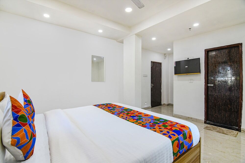 Колката: Fabhotel Grand Hazra Inn