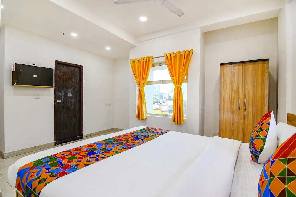 Колката: Fabhotel Grand Hazra Inn