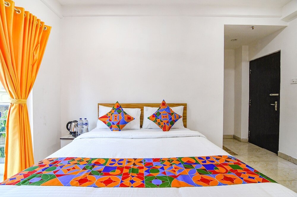 Колката: Fabhotel Grand Hazra Inn