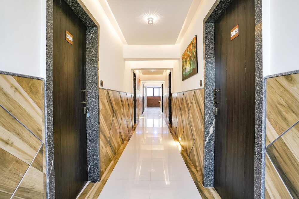 Нашик: FabHotel Prestige Elite