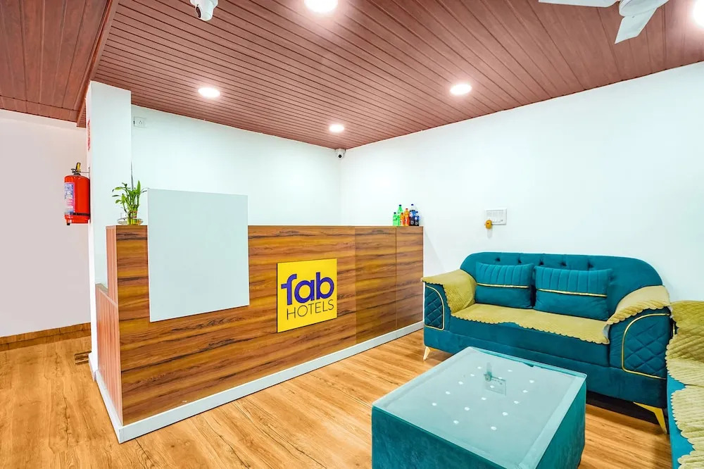 Нагпур: Fabexpress Yuva Inn