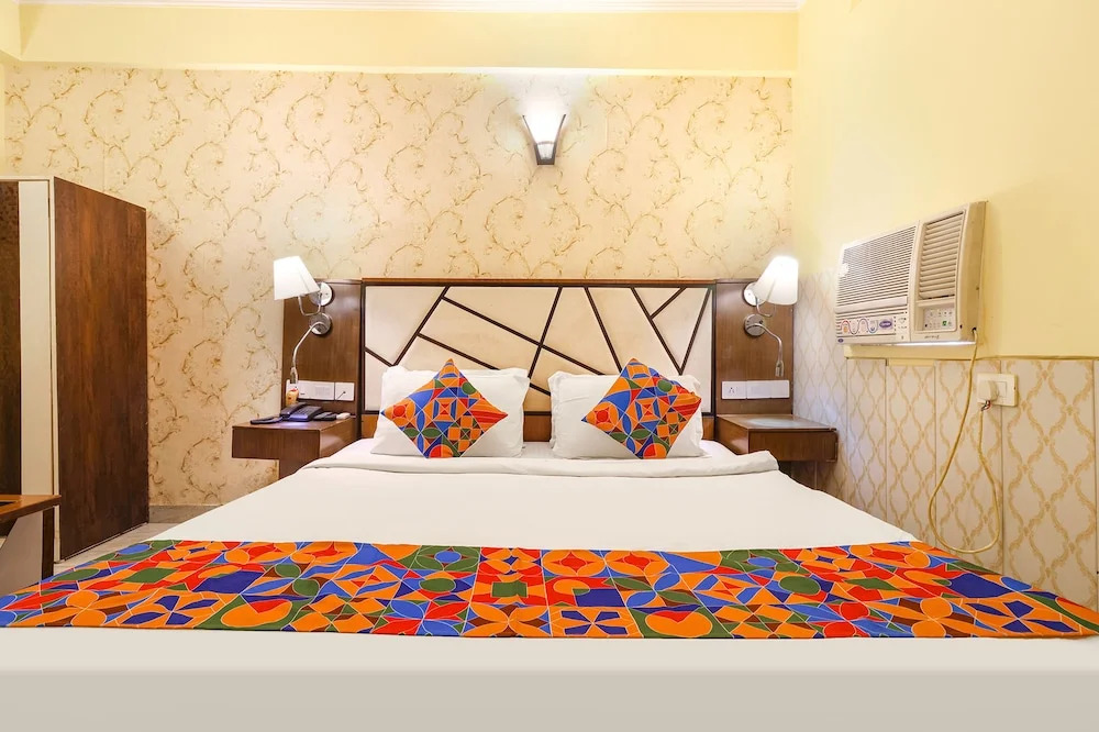 Данапур: Fabhotel Magadh Palace