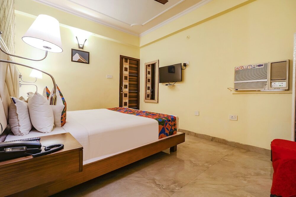 Данапур: Fabhotel Magadh Palace