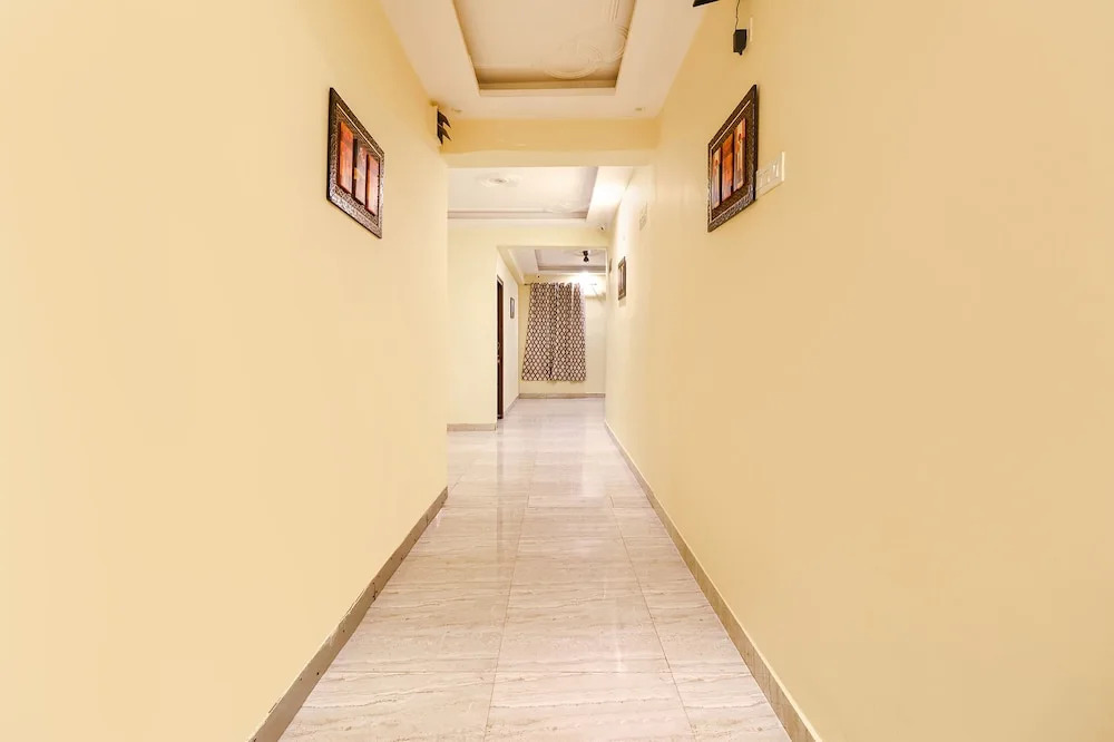 Данапур: Fabhotel Magadh Palace