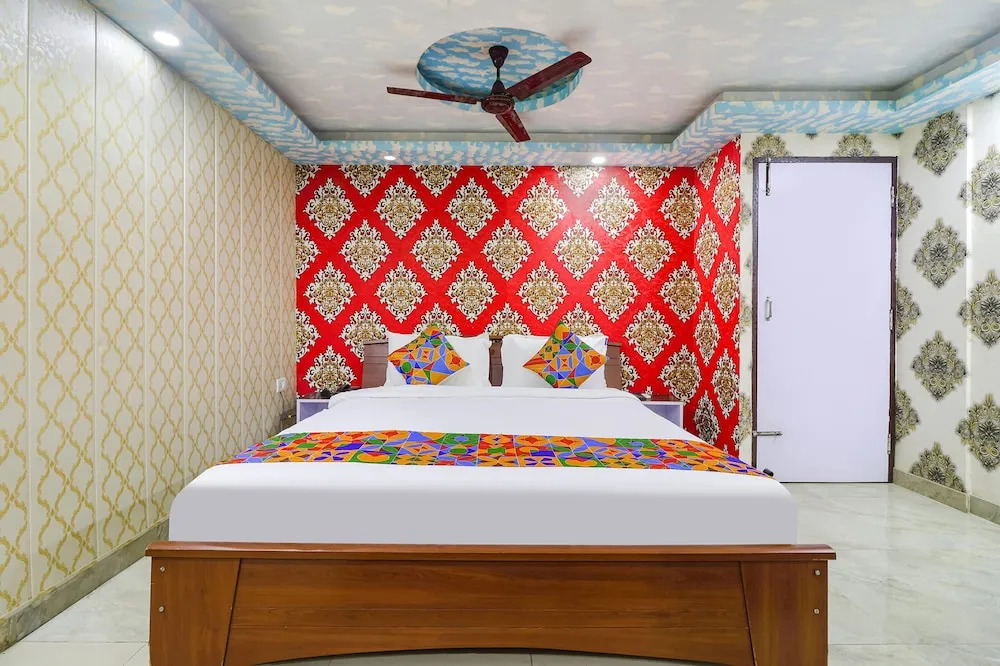 Данапур: Fabhotel Magadh Palace