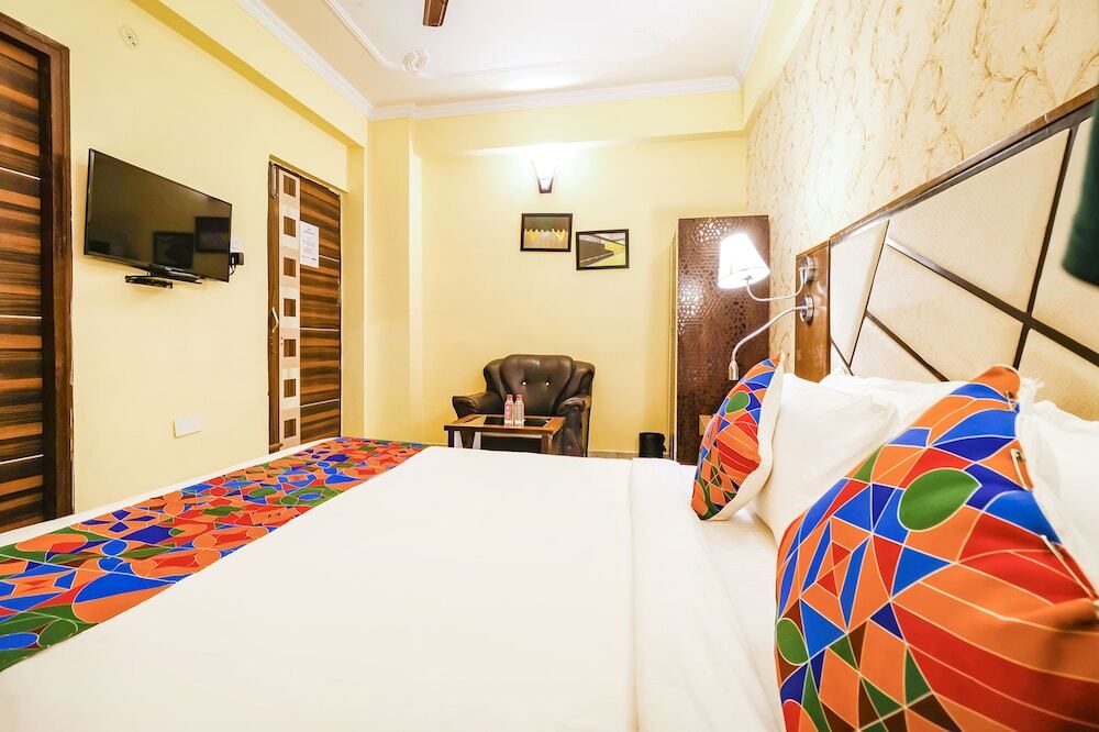 Данапур: Fabhotel Magadh Palace