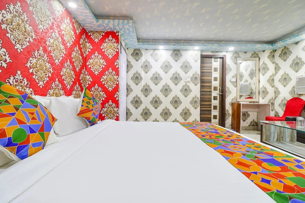 Данапур: Fabhotel Magadh Palace