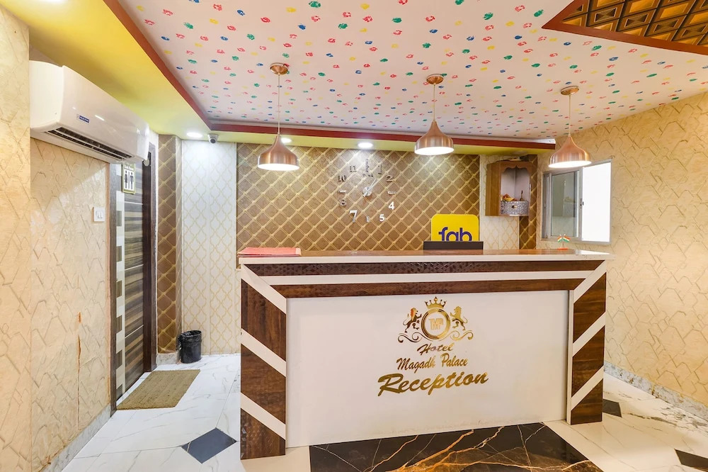 Данапур: Fabhotel Magadh Palace