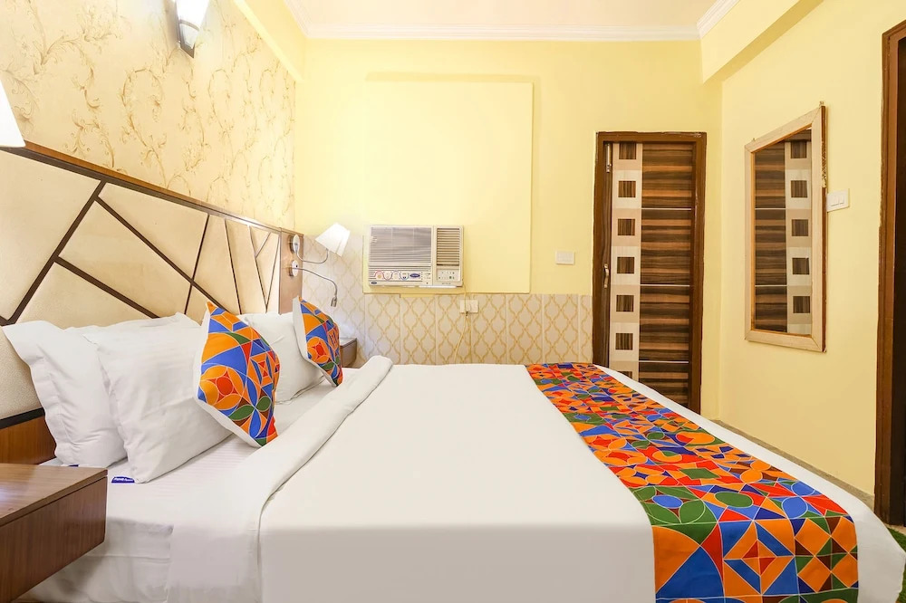 Данапур: Fabhotel Magadh Palace