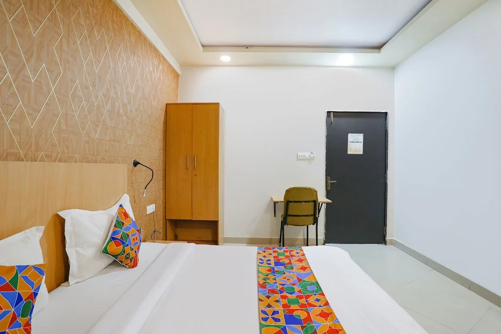 Райпур: Fabhotel Convivial Sky