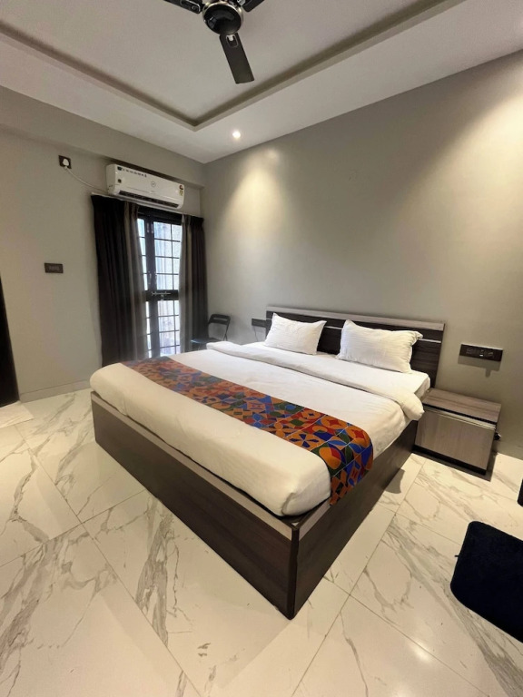 Пуна: VITS Select Kharadi Pune