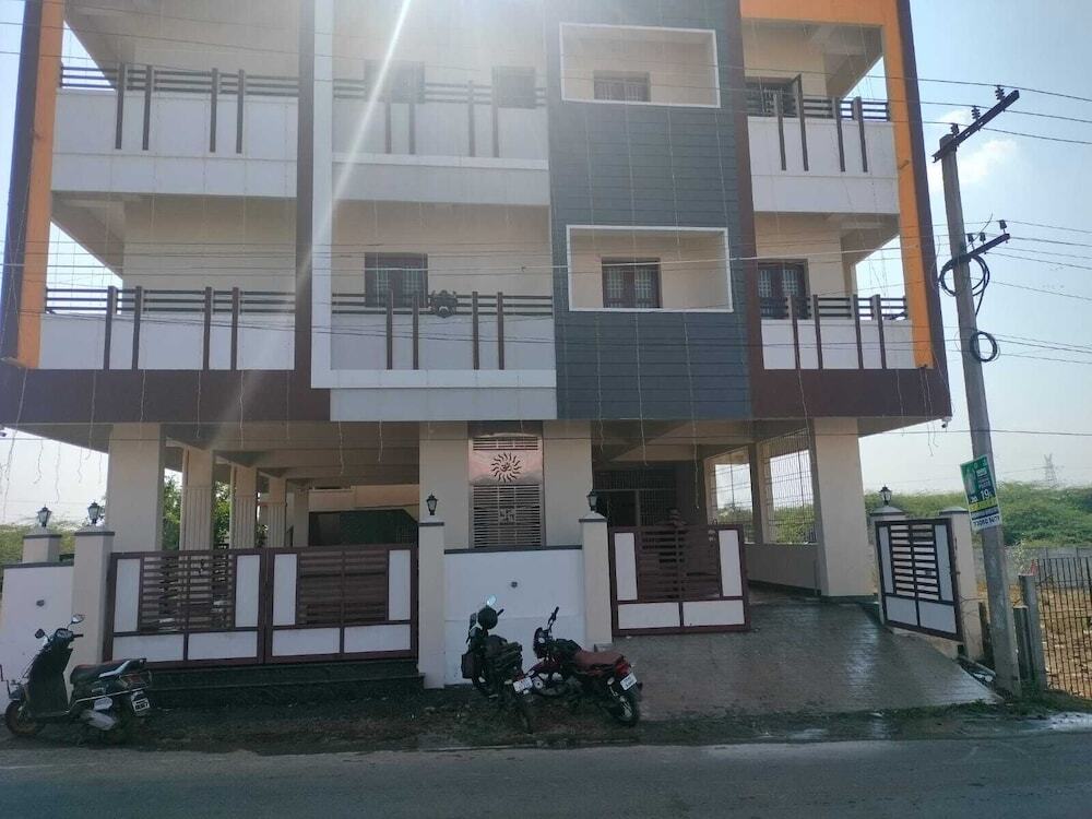 Особая экономическая зона Mahindra World City: Eben Residency