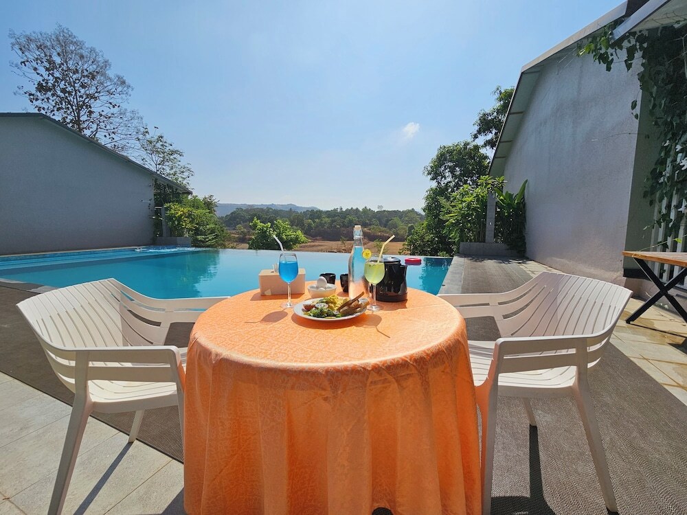 Хандала: River Estates Luxury Resort & Spa