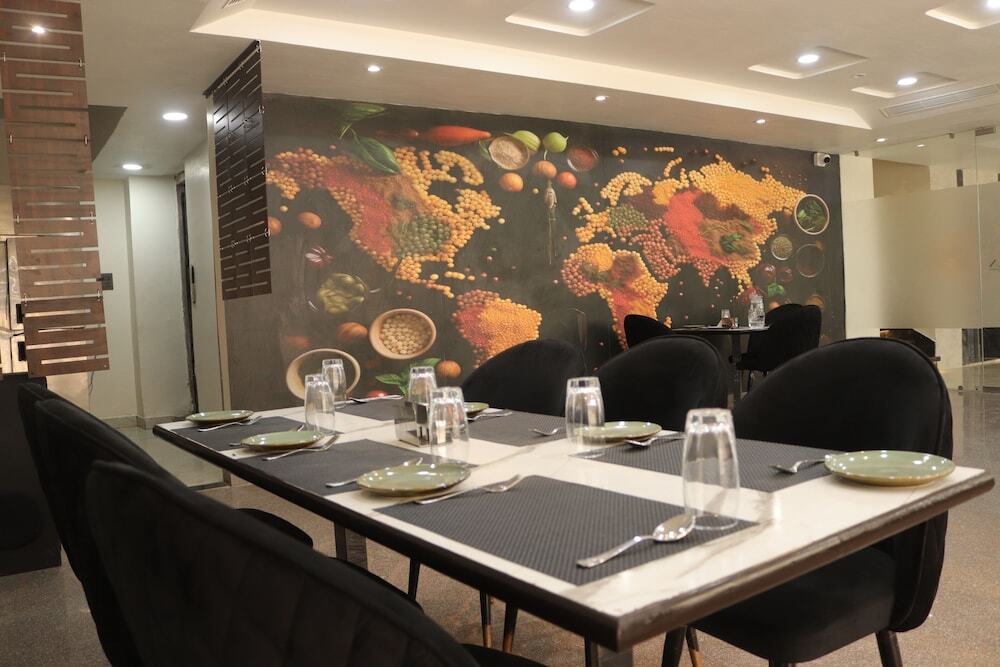 Гвалиор: Hotel Maxsun Gwalior