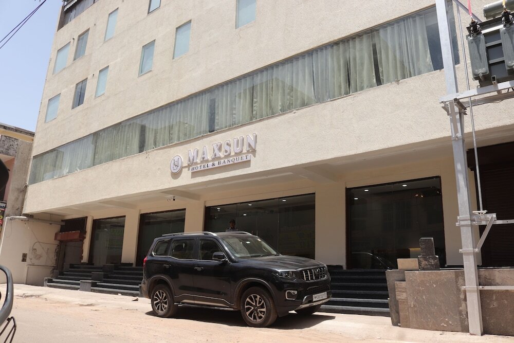 Гвалиор: Hotel Maxsun Gwalior