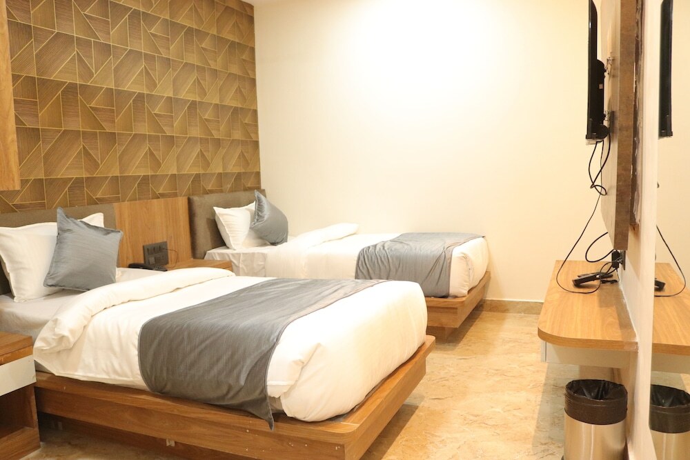 Гвалиор: Hotel Maxsun Gwalior