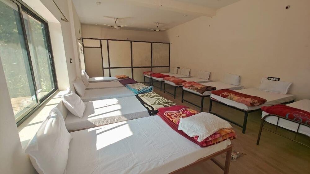 Турья: Village Camp Pench National Park
